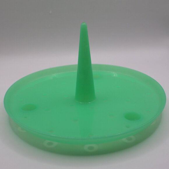 Vintage Tupperware Jadeite Green Crisper Insert - Picture 2 of 4